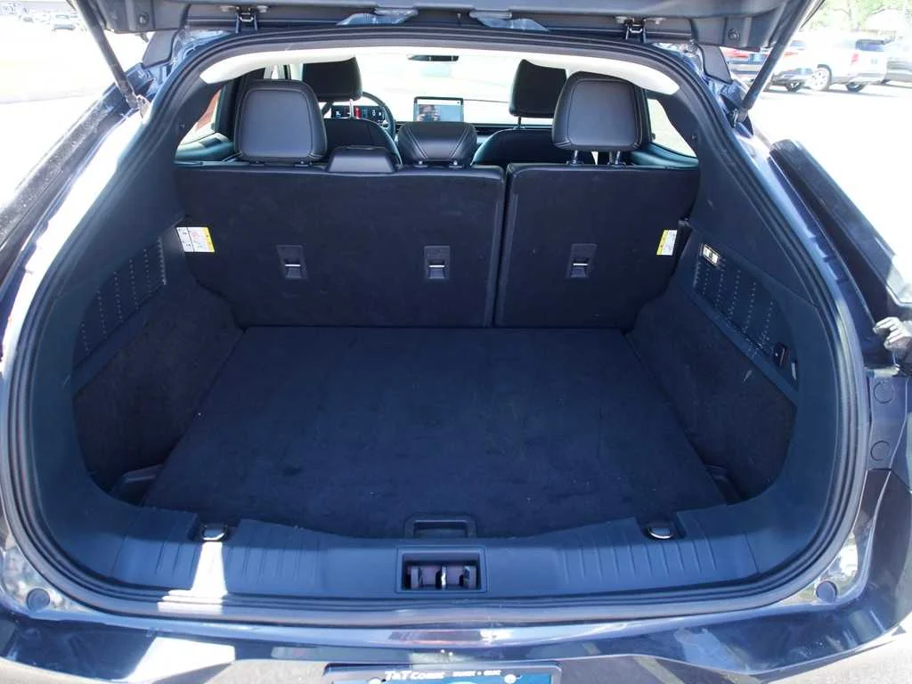 Used 2021 Gray Ford Select image 16