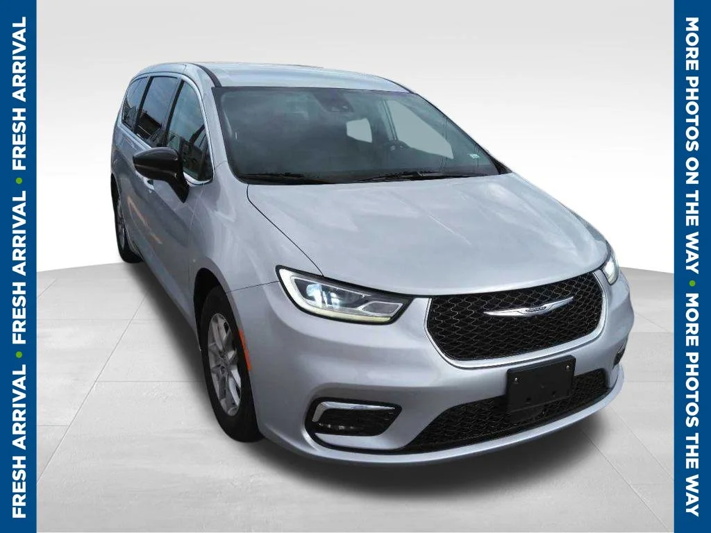 2024 Chrysler Pacifica