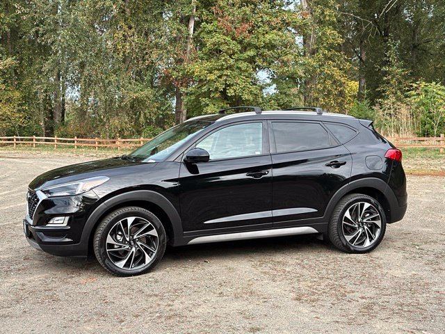 Used 2021 Black Noir Pearl Hyundai Sport image 5
