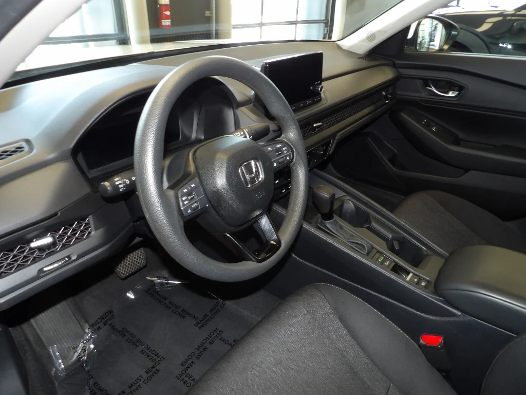 Used 2024 WHITE Honda EX image 25