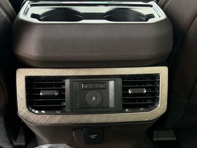 New 2026 Agate Black Metallic Ford F-250® King Ranch® image 32