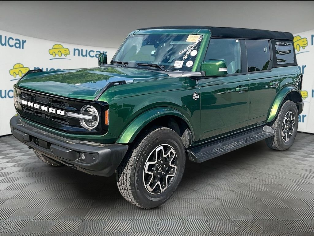 Used 2025 Green Ford Outer Banks image 3
