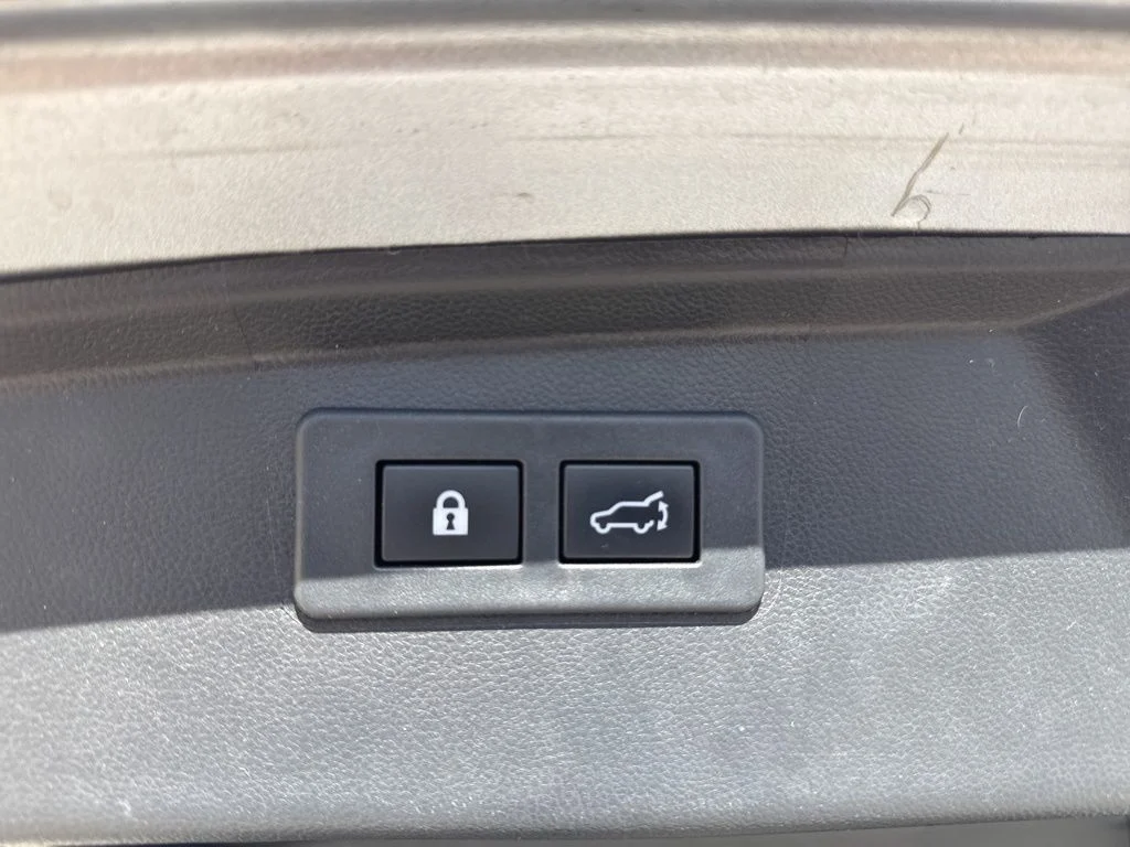 Used 2021 Silver Subaru Limited XT image 27