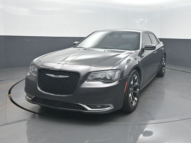 2019 Chrysler 300