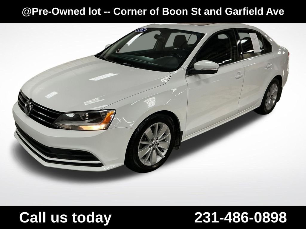 Used 2015 White Volkswagen 2.0L TDI SE image 1