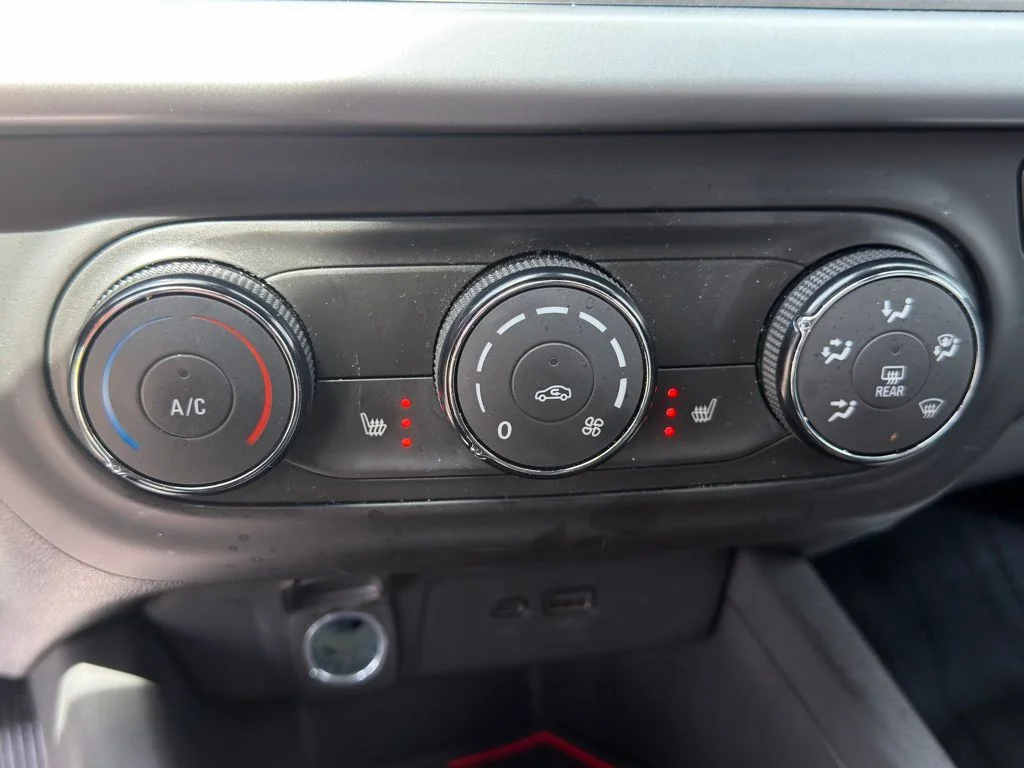 Used 2024 Red Chevrolet 1RS image 5