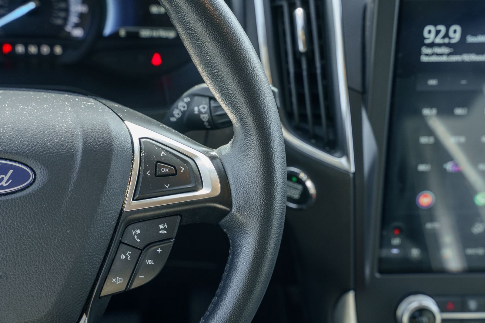 Used 2024 Black Ford Titanium image 28