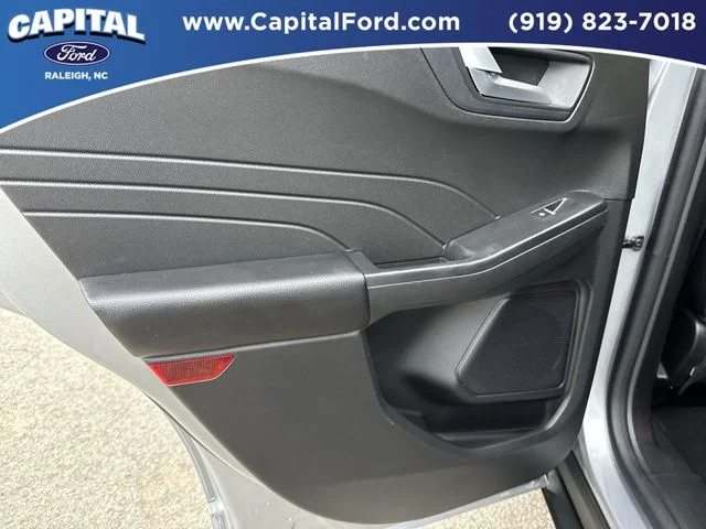 Used 2023 Silver Ford ST-Line image 16