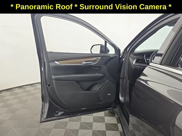 Used 2018 DARK GRANITE METALLIC Cadillac Platinum AWD image 20