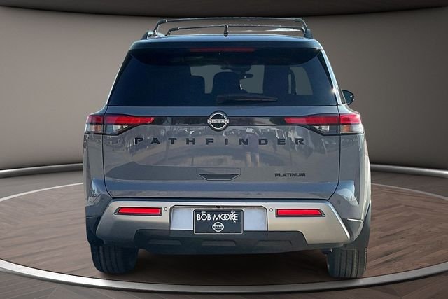 Used 2023 Gray Nissan Platinum image 4