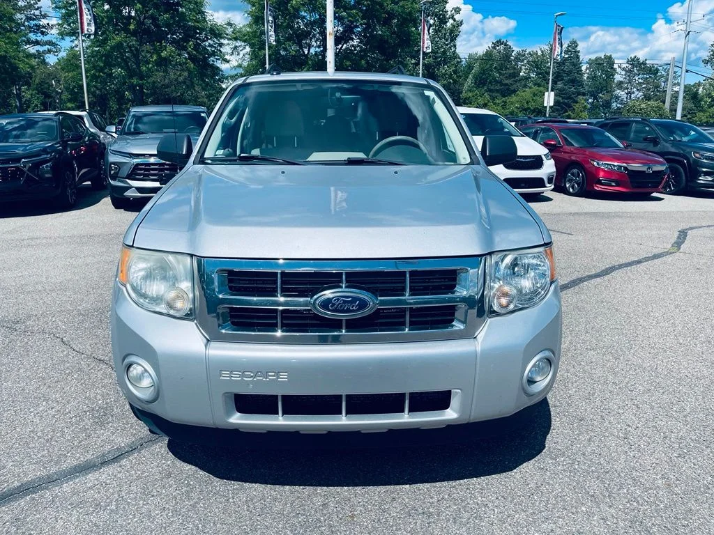 Used 2011 Silver Ford XLT image 10
