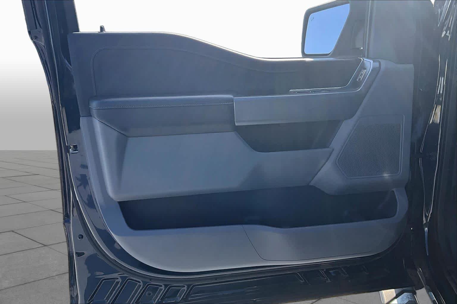Used 2023 Antimatter Blue Metallic Ford XLT image 21