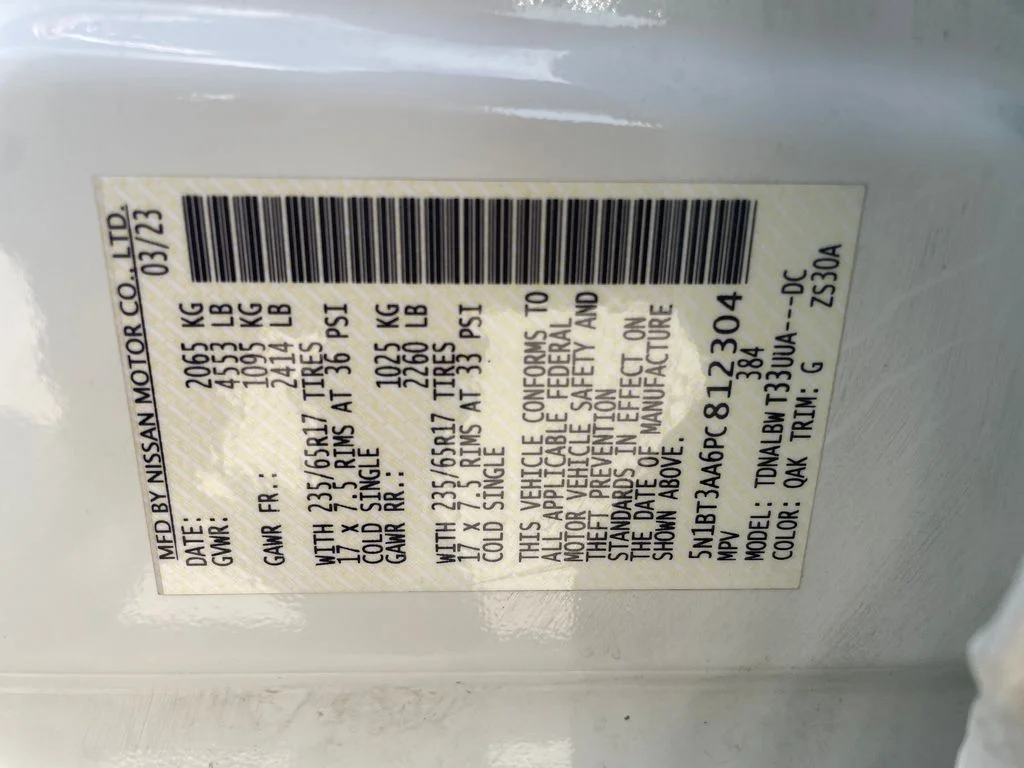 Used 2023 White Nissan S image 30