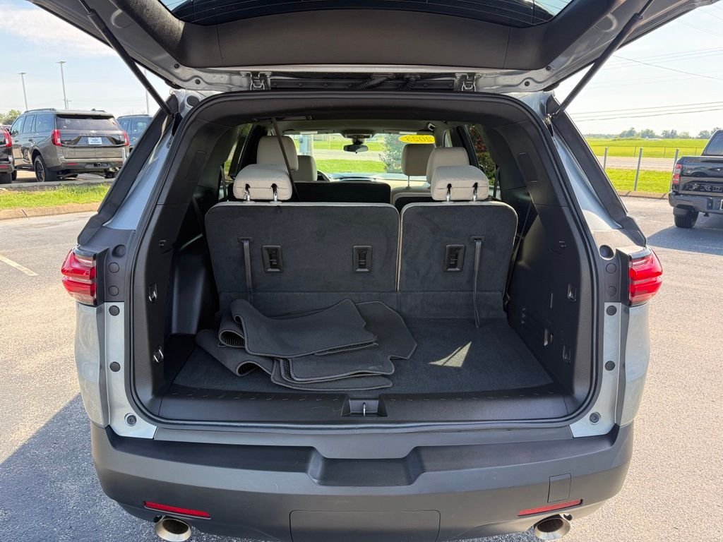 Used 2023 Gray Chevrolet LS image 34