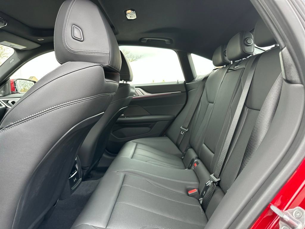 2025 BMW i4 40 - Photo 21