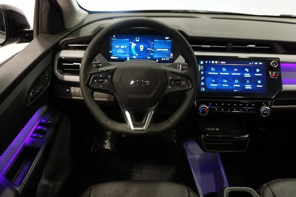 2027 Chevrolet Bolt RS - Photo 14