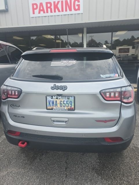 Used 2023 Silver Jeep Trailhawk image 5