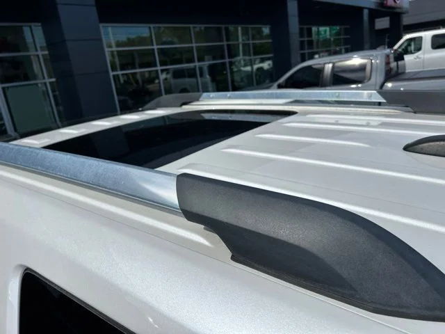 Used 2018 White GMC Denali image 17