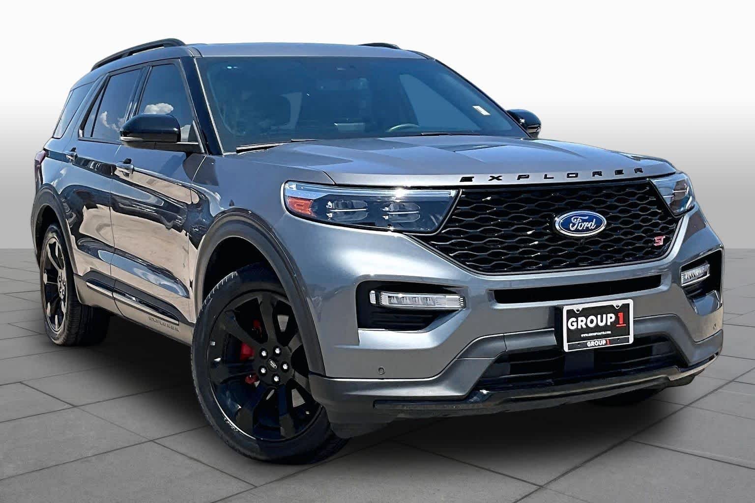 Used 2023 Carbonized Gray Metallic Ford ST image 3