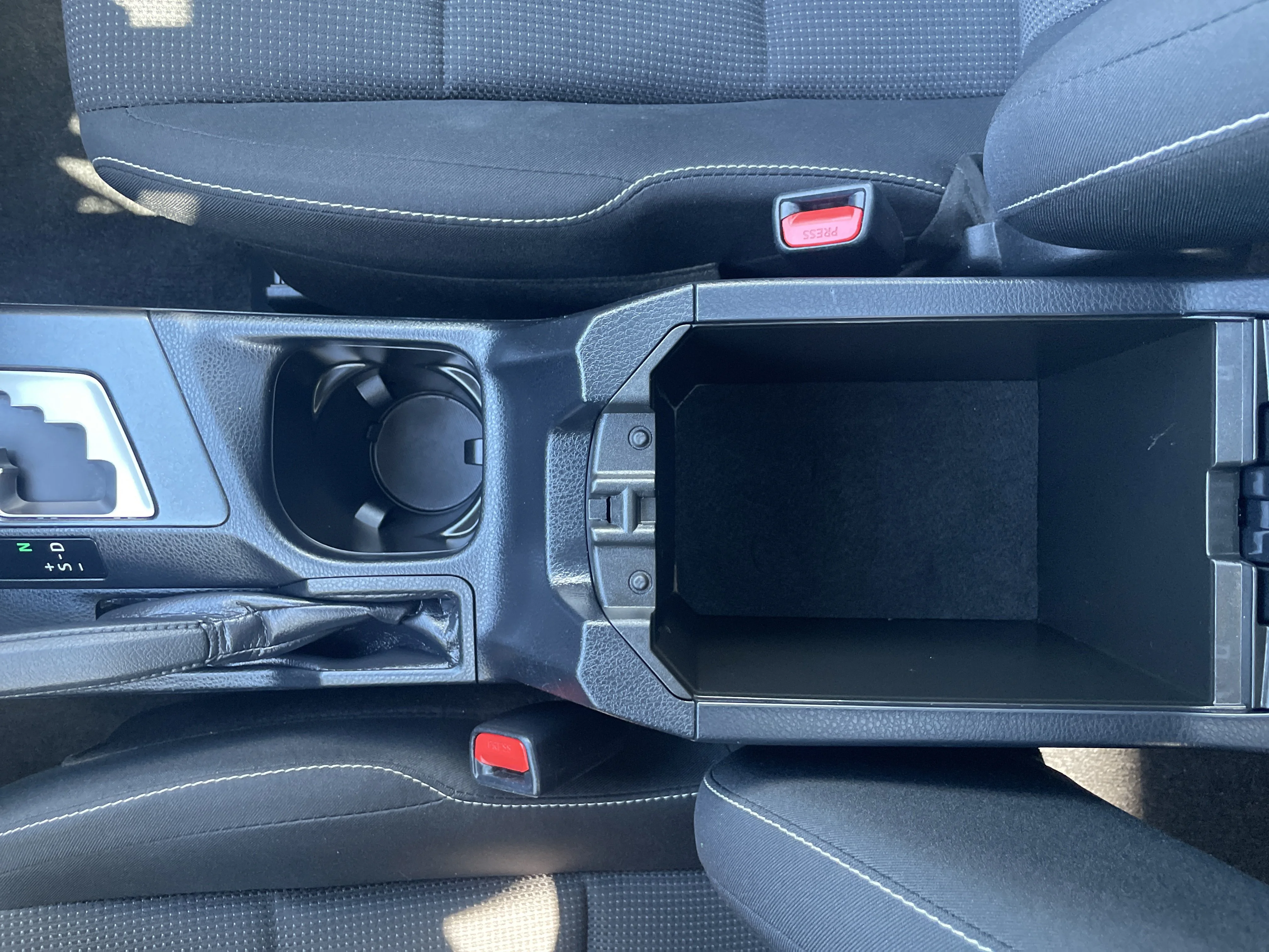 Used 2017 Super White Toyota XLE image 10