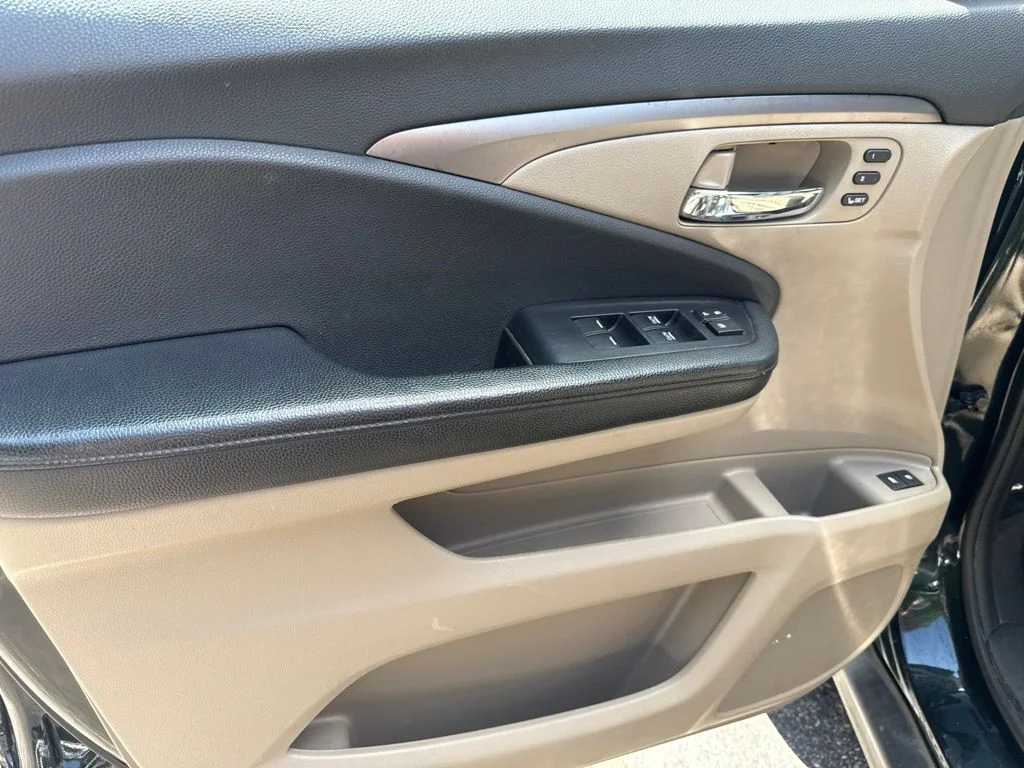 Used 2020 Green Honda EX-L image 20