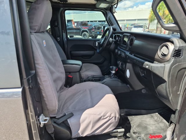Used 2020 Crystal Metallic Jeep Sport S image 27