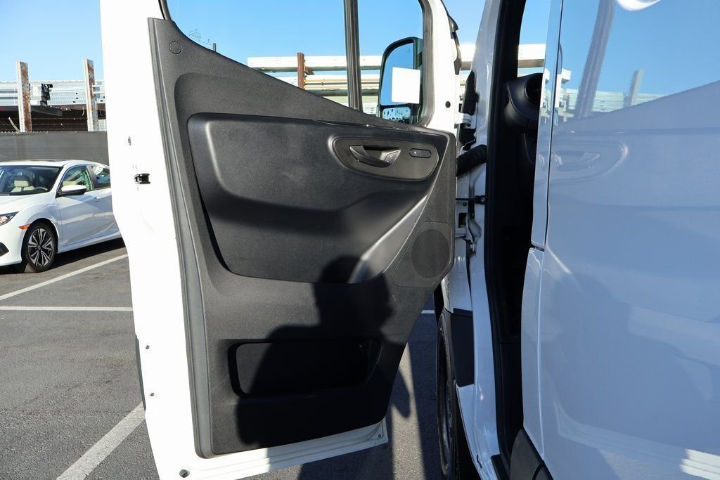 2025 Mercedes-Benz Sprinter Cargo Van Base - Photo 7