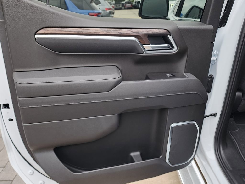 2026 GMC Sierra 1500 SLT - Photo 41