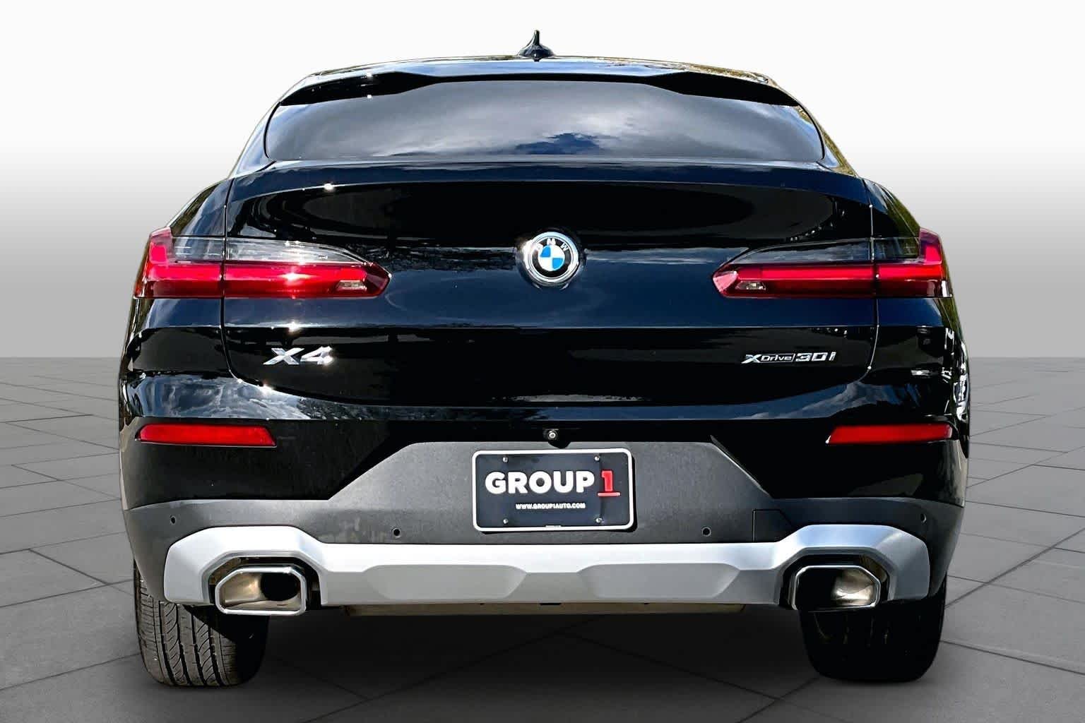 Used 2022 Jet Black BMW xDrive30i image 4