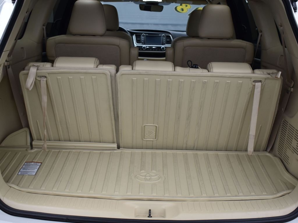 2018 TOYOTA HIGHLANDER - Image 9