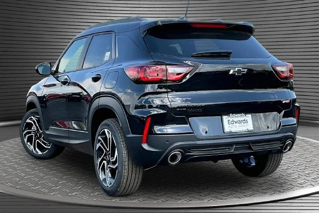 New 2026 Mosaic Black Metallic Chevrolet RS image 3