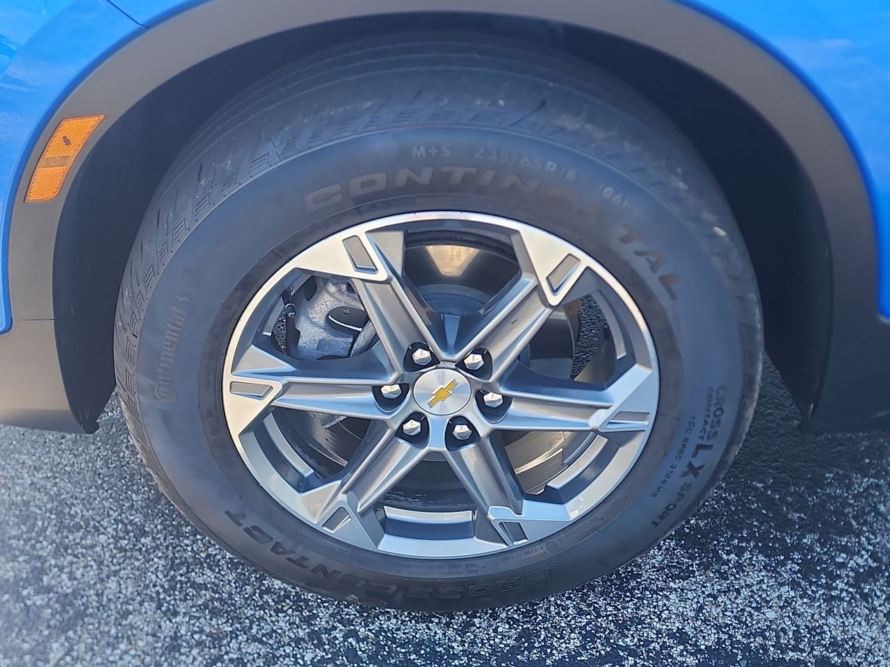 Used 2024 Riptide Blue Metallic Chevrolet LT image 10