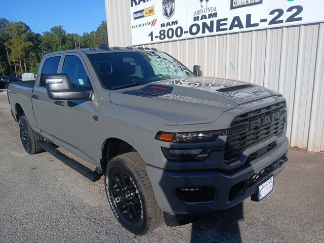 2027 RAM 2500 Pickup Tradesman/Black Express