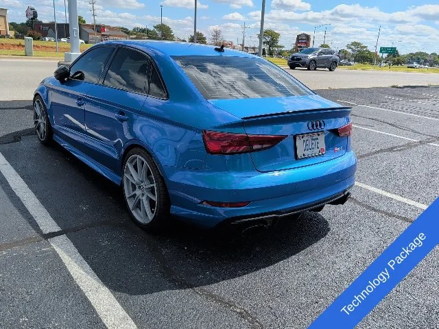 Used 2019 Ara Blue Crystal Effect Audi 2.5T image 8