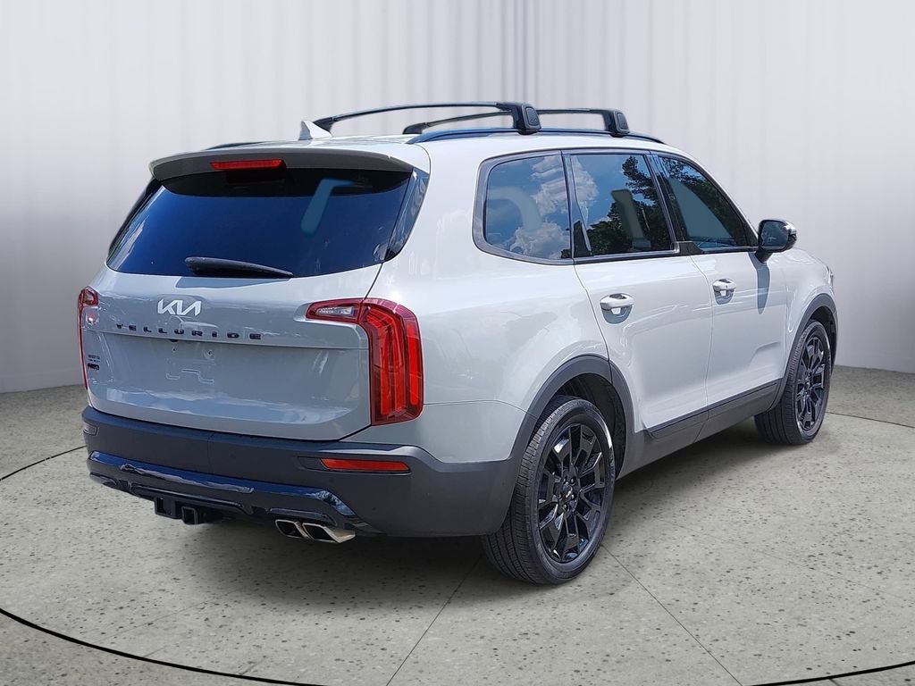 Used 2022 Gray Kia SX image 3