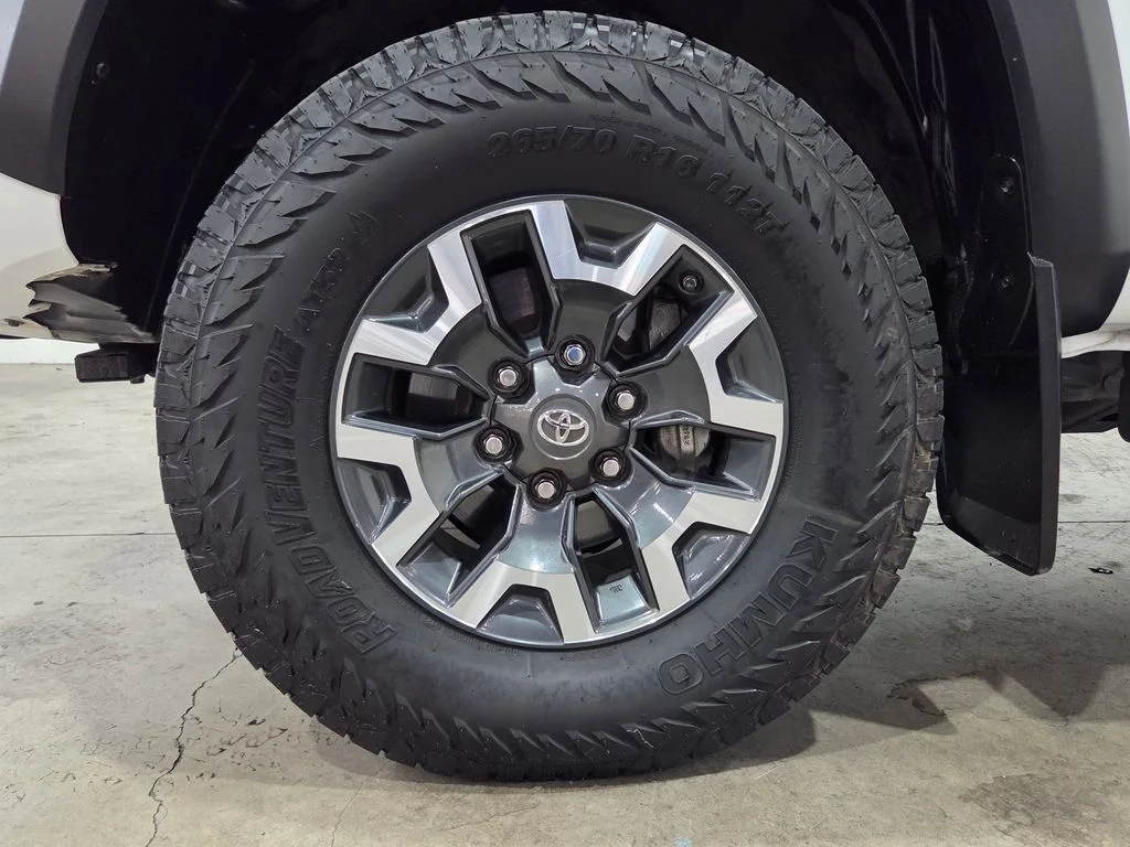 Used 2018 White Toyota TRD Off-Road image 20