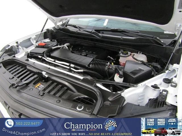 Certified Used 2025 Summit White Chevrolet Custom Trail Boss image 43