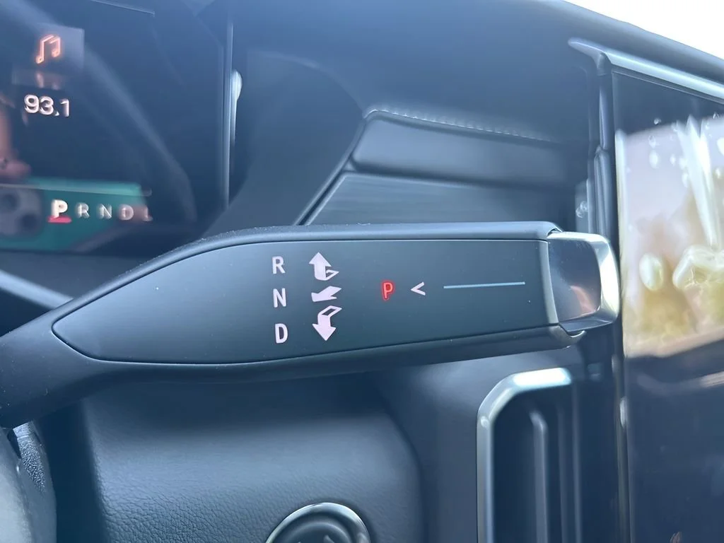 New 2026 Summit White GMC Elevation image 17