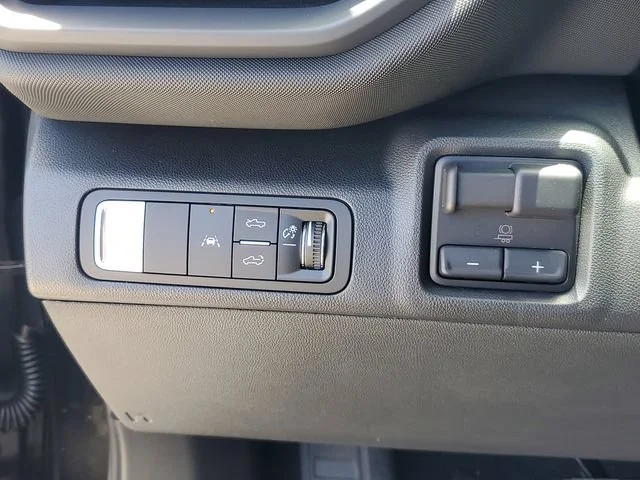 New 2026 Black Chevrolet LT - Extended Range image 19