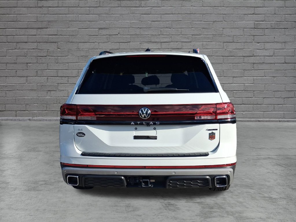 Certified Used 2024 White Volkswagen 2.0T Peak Edition SE w/Technology image 9