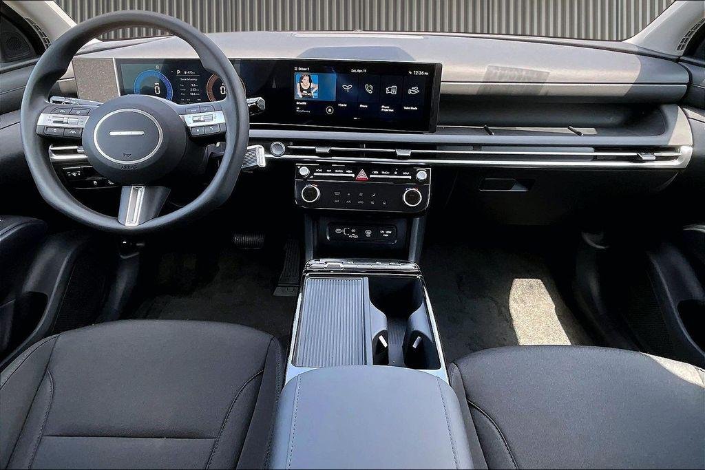 New 2026 Creamy White Pearl Hyundai Blue SE image 6