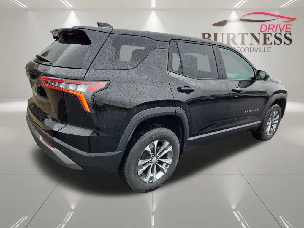 2025 Chevrolet Equinox LT - Photo 8