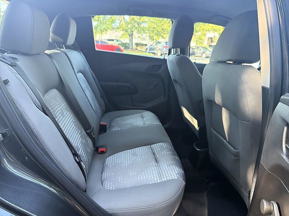 Used 2020 Nightfall Gray Metallic Chevrolet LT image 19