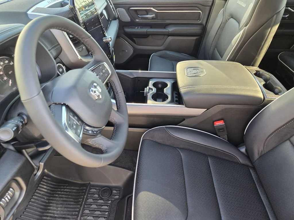 New 2026 Granite Crystal Metallic Clearcoat Ram Laramie image 11