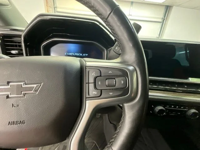 Used 2023 Red Chevrolet RST image 18