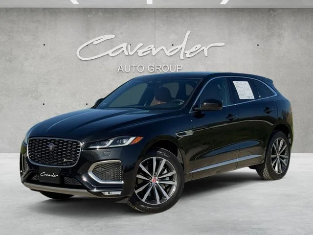 2023 Jaguar F-PACE P400 R-Dynamic S's photo