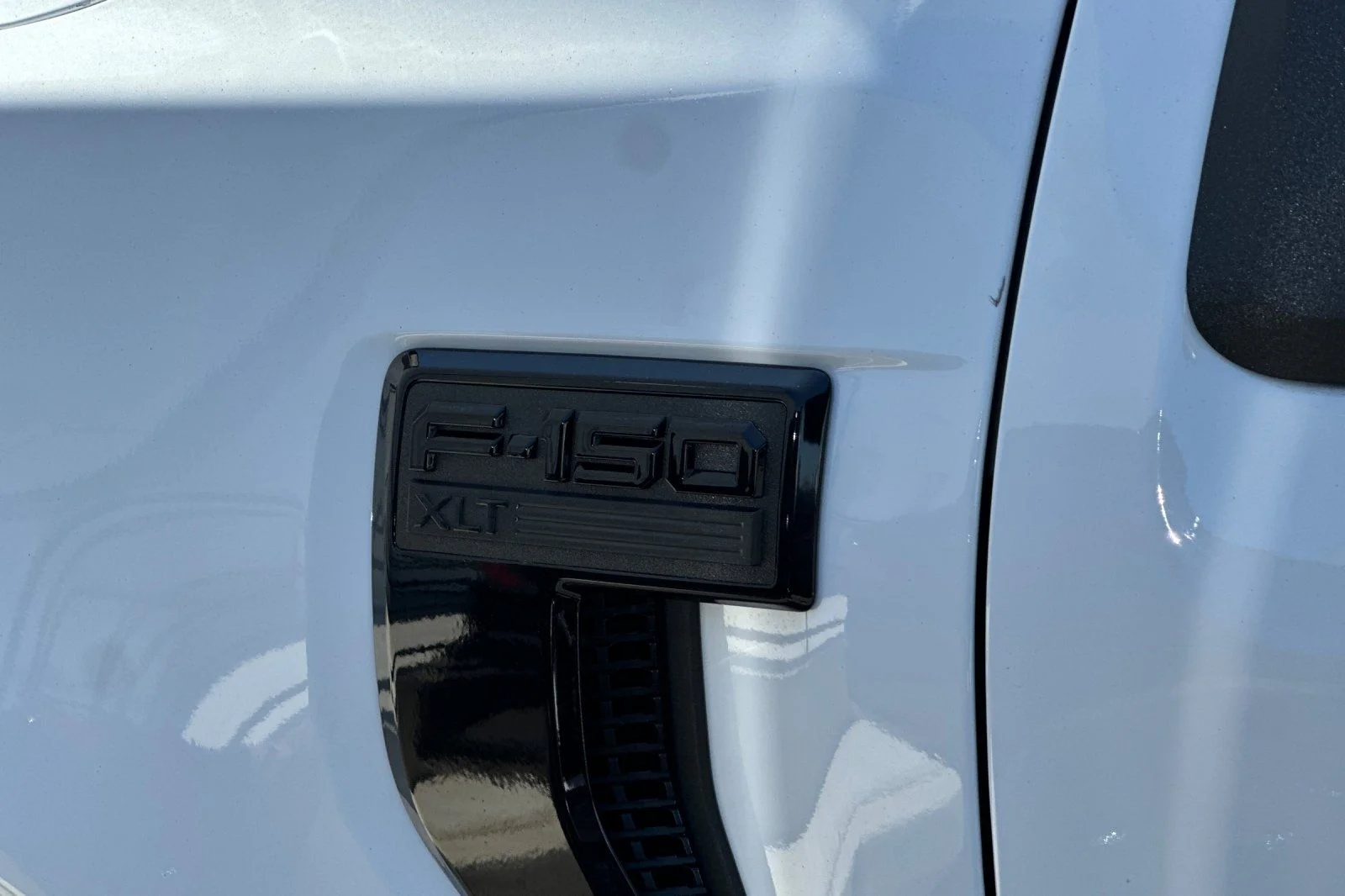New 2026 Oxford White Ford XLT image 25