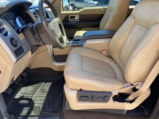 Used 2013 White Ford Lariat image 12
