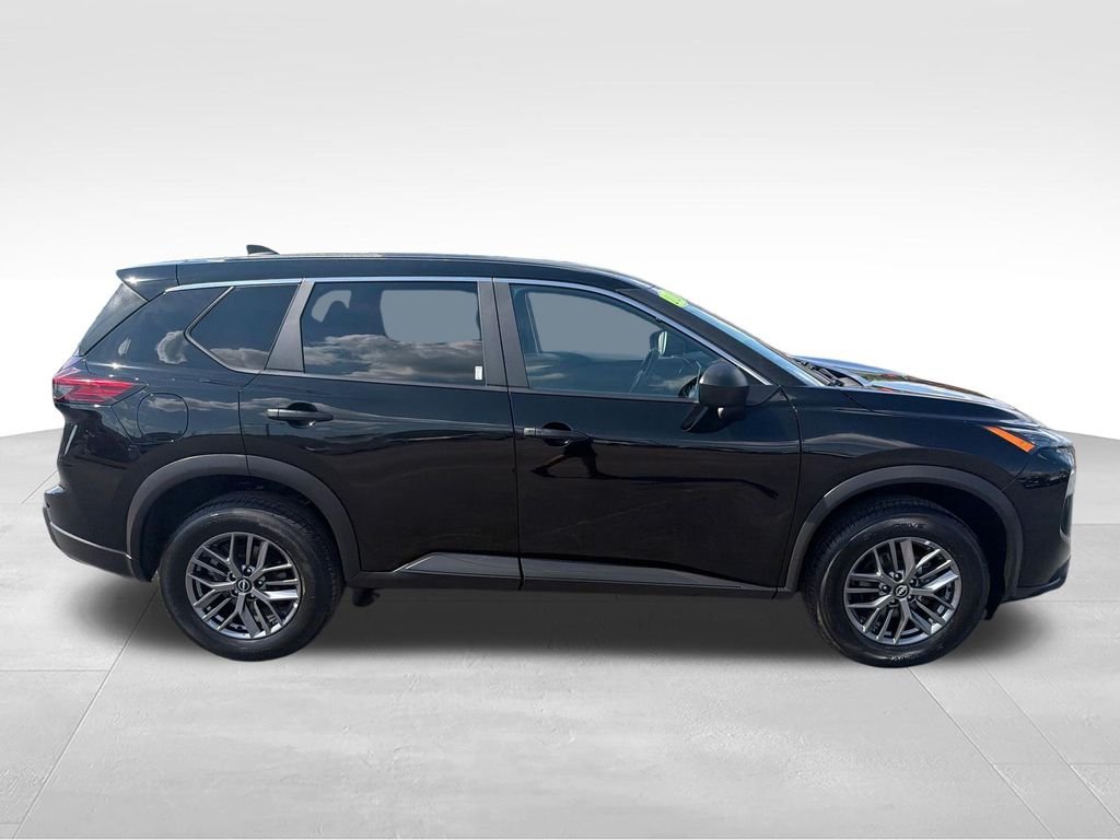 Used 2024 Black Nissan S image 6