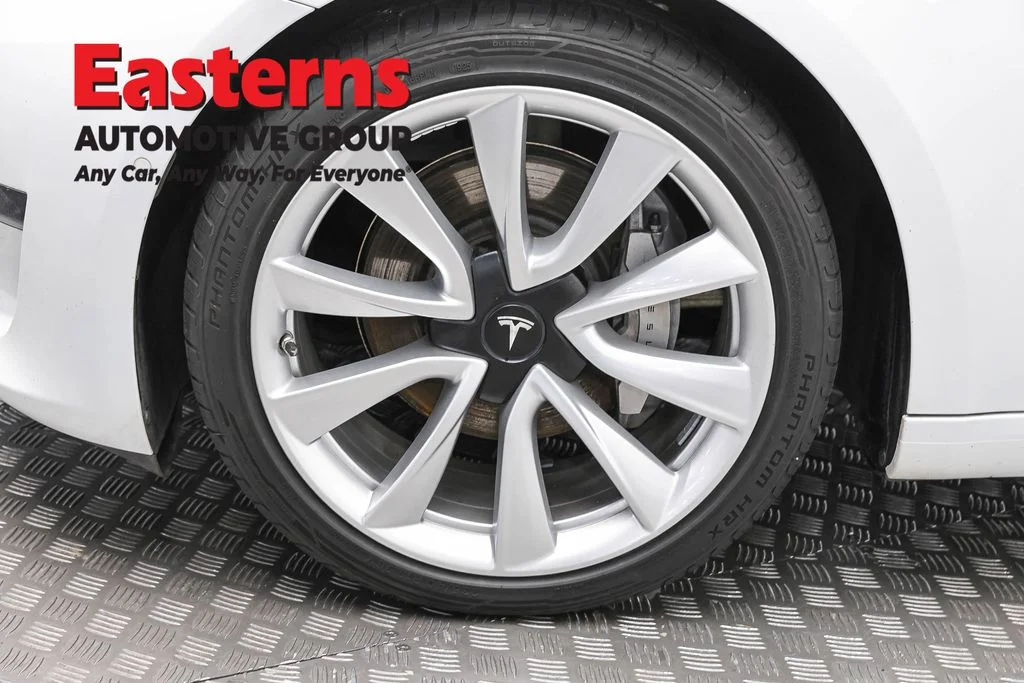 Used 2019 White Tesla Long Range image 25